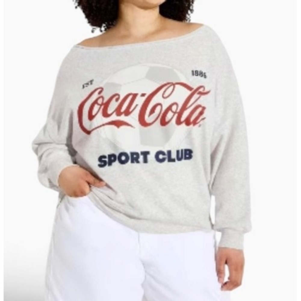 Coca-Cola Sport Club Soccer Graphic Sweatshirt Gray Off Shoulder XXL